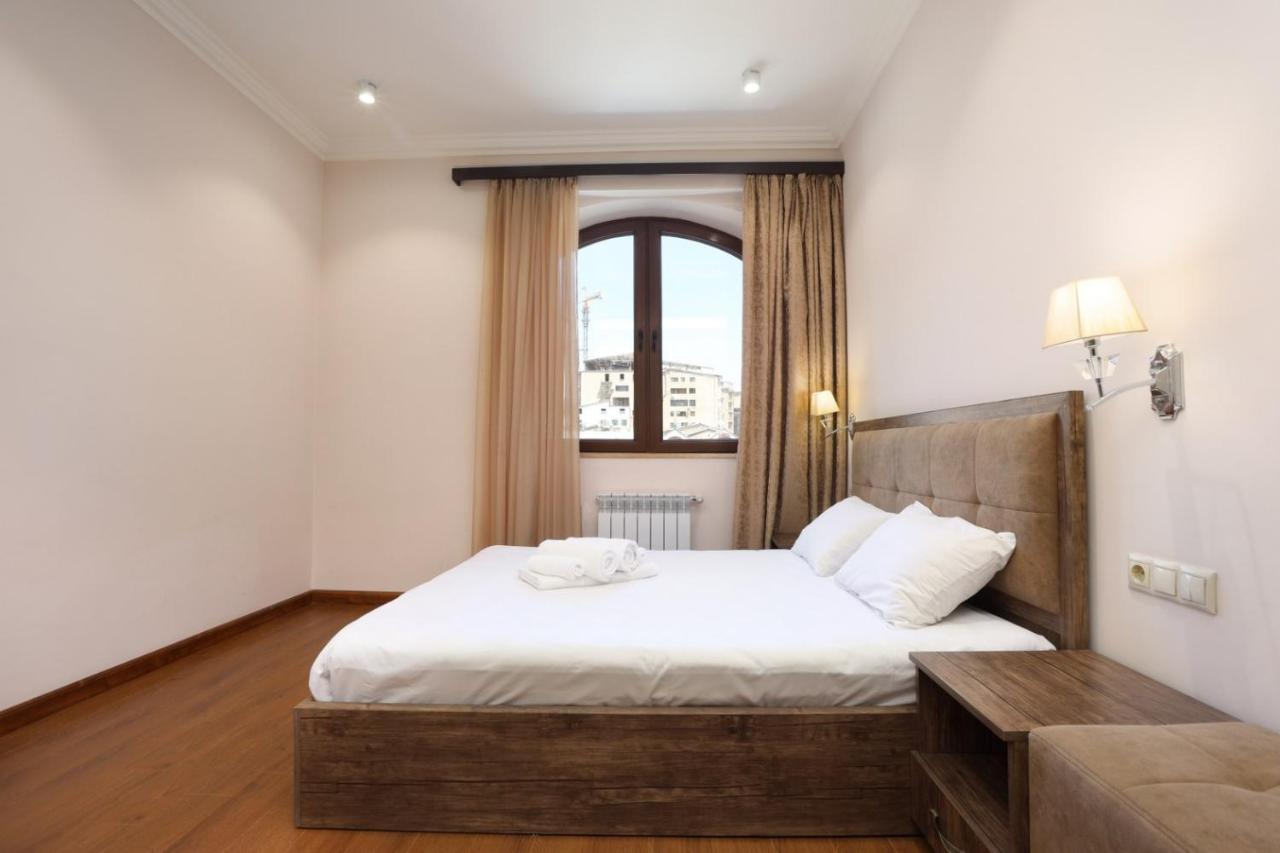 Stay Inn-Apartments On Buzand 17 Erivan Exterior foto