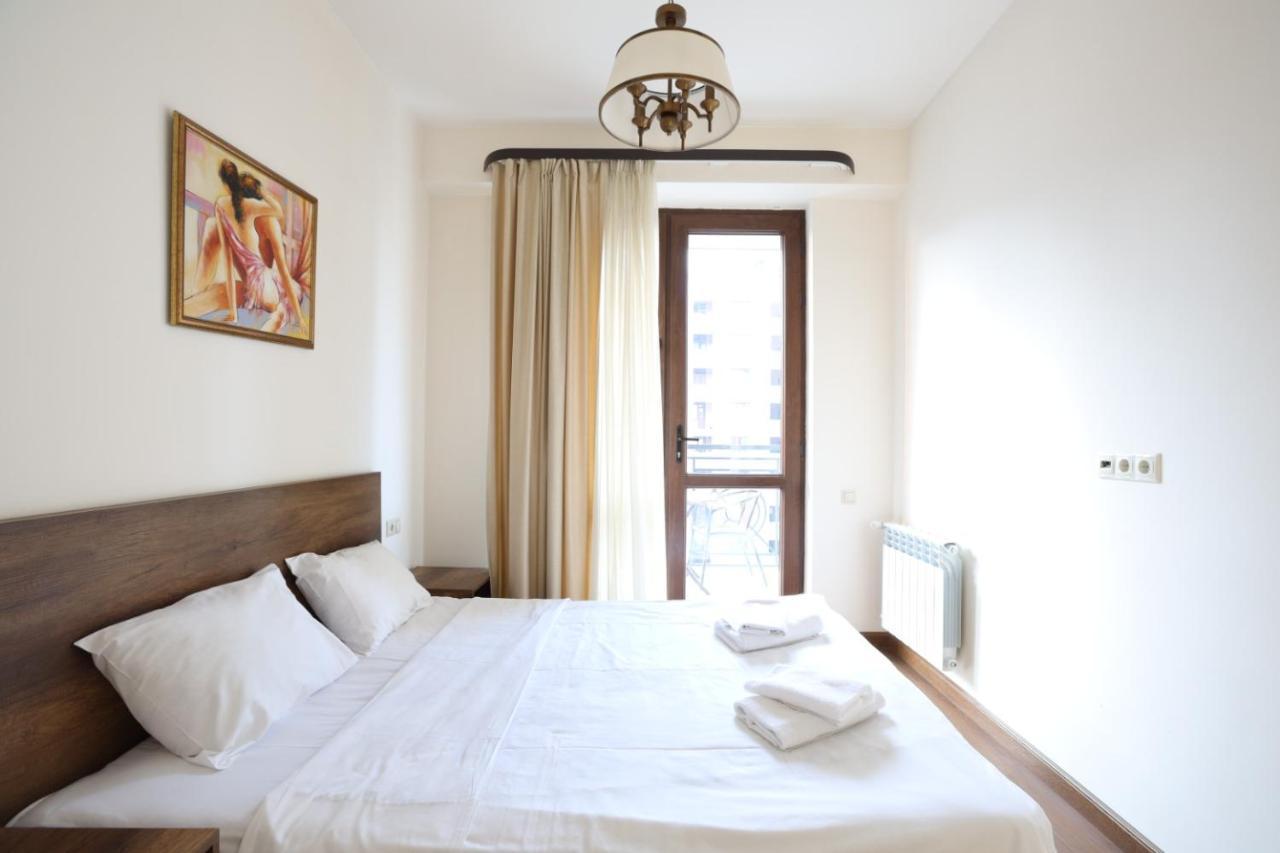 Stay Inn-Apartments On Buzand 17 Erivan Exterior foto