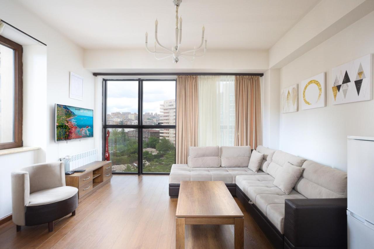 Stay Inn-Apartments On Buzand 17 Erivan Exterior foto
